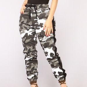 Cadet Kasey Cargo Joggers
